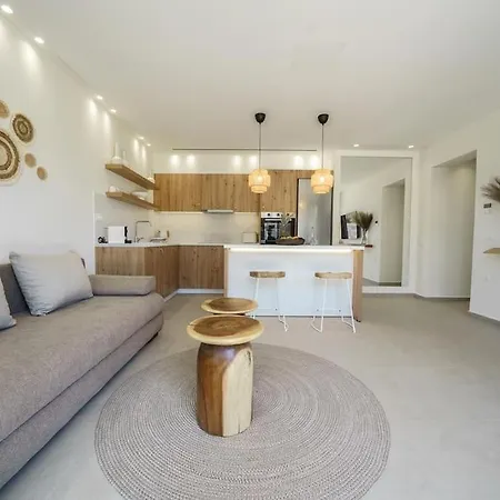Elaia Luxury *