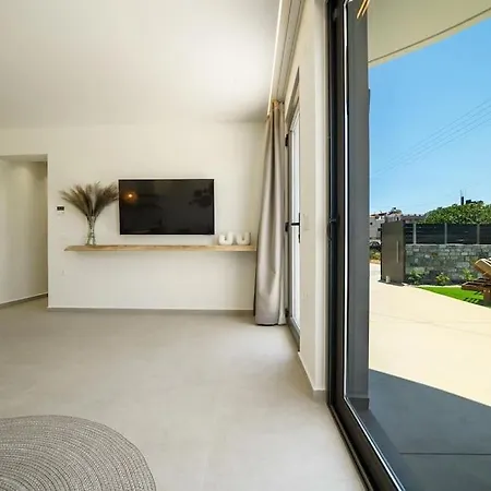 Elaia Luxury Kato Gouves
